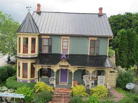 victorian style house with metal roof|pictures of victorian houses exterior.